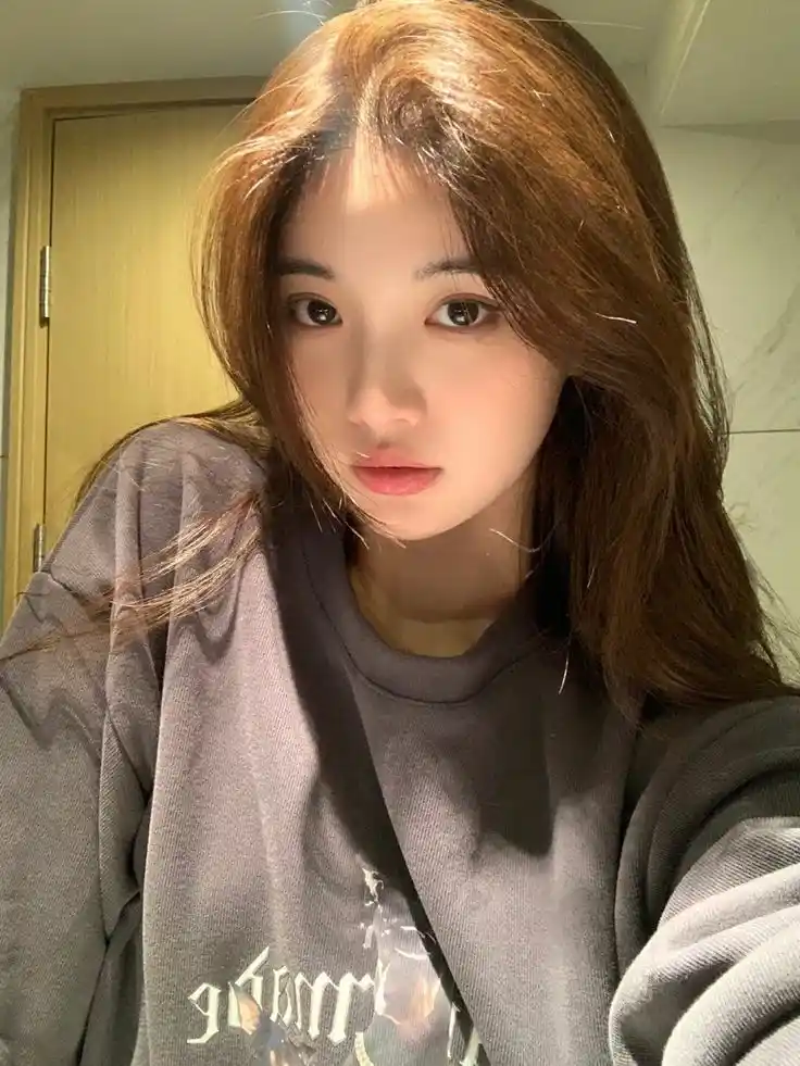 aesthetic-korean-girl-dp-images