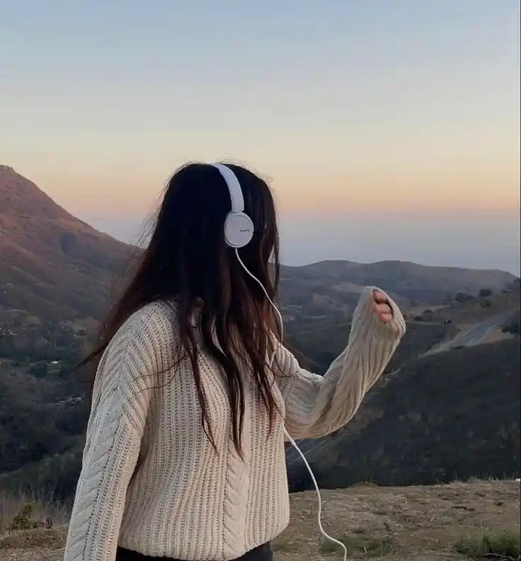 alone-dp-girl
