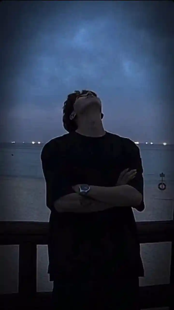 alone-dp