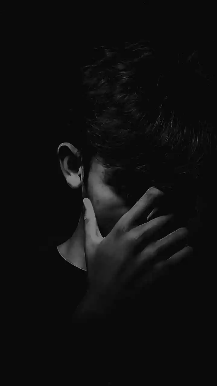 alone-dp