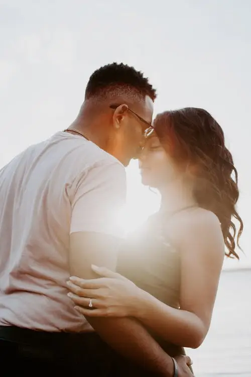 cute-couple-dp