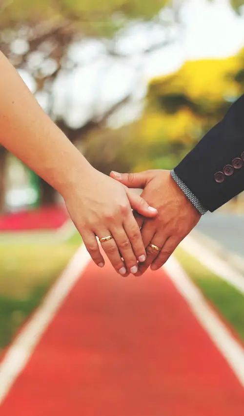 cute-couple-dp