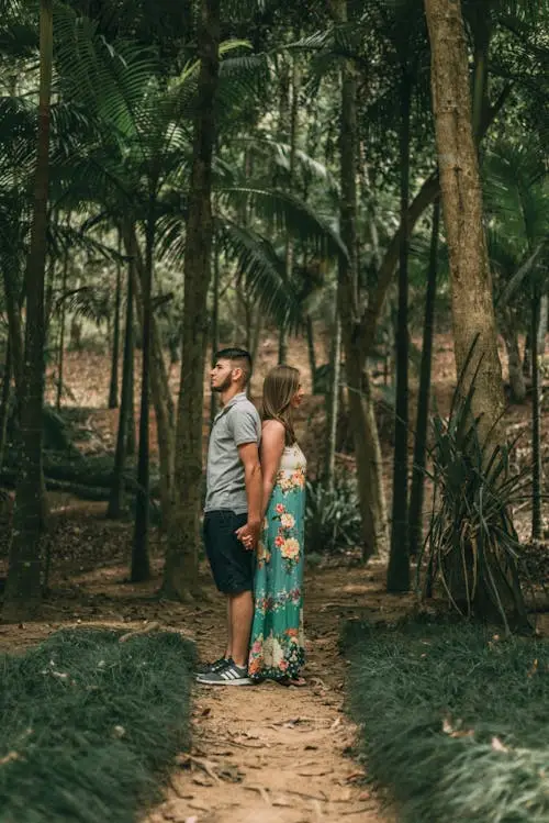 cute-couple-dp