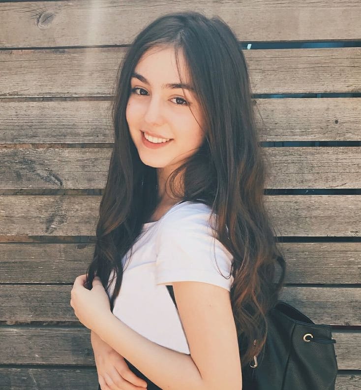 cute-girl-dp