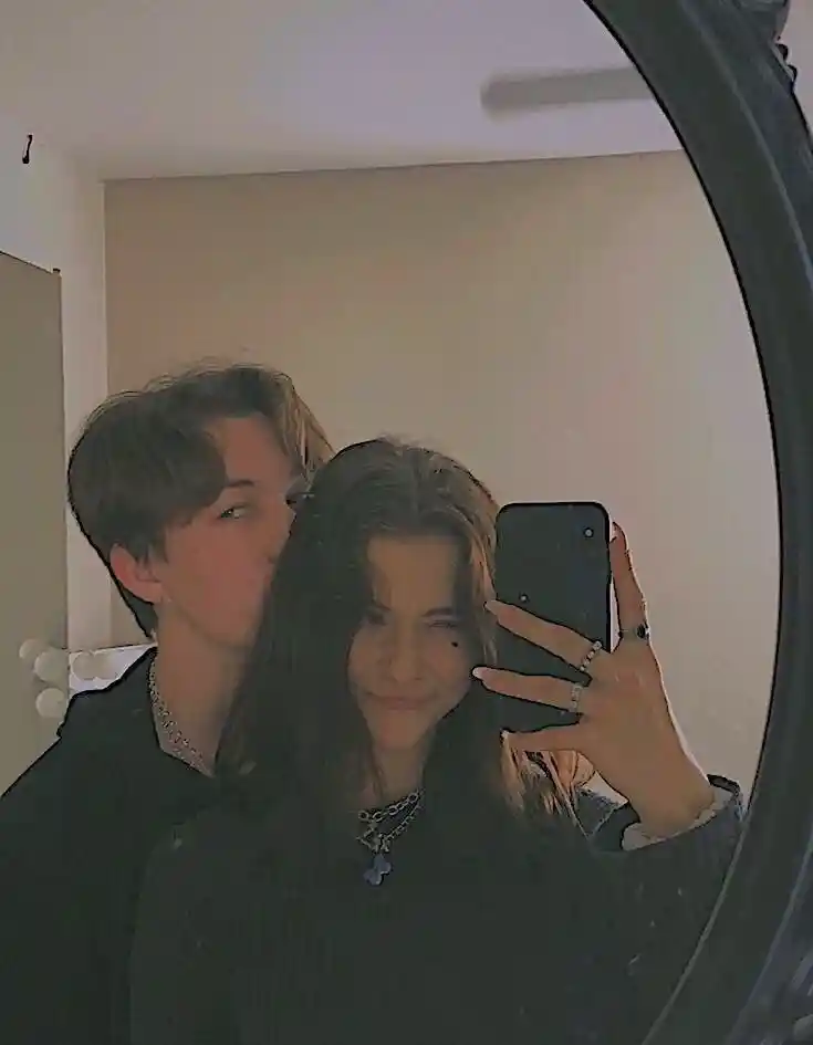 cute-love-dp