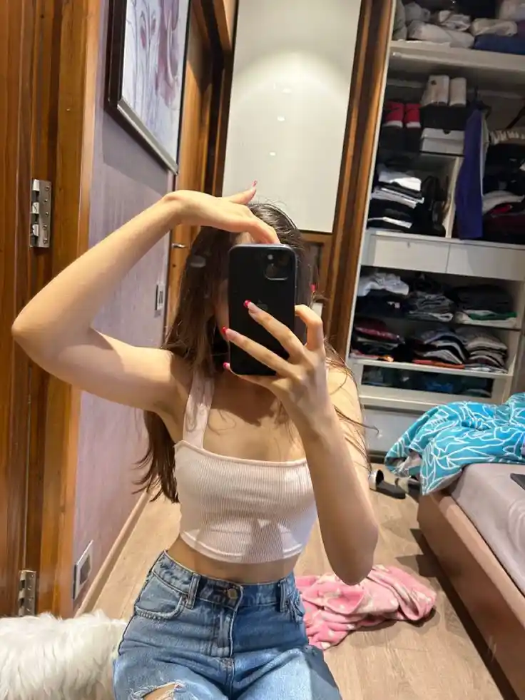 hide-face-girl-pic