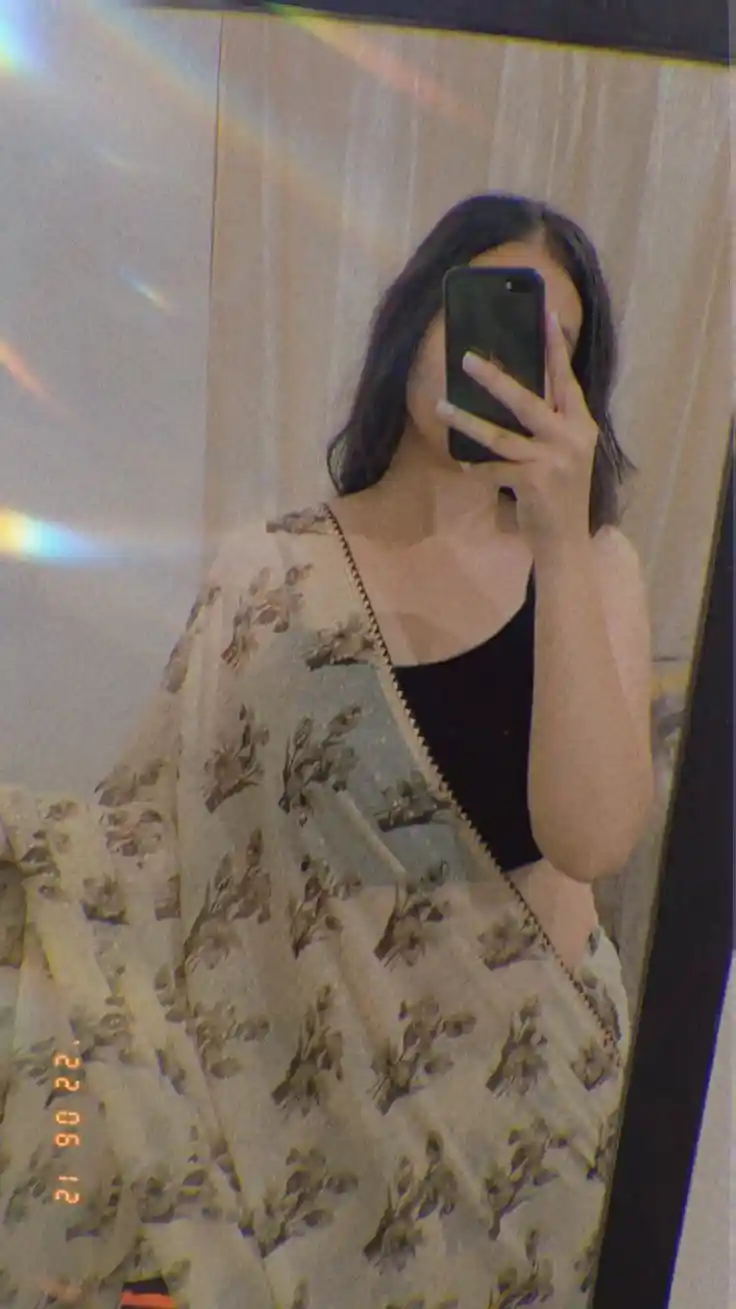 Girl Photos